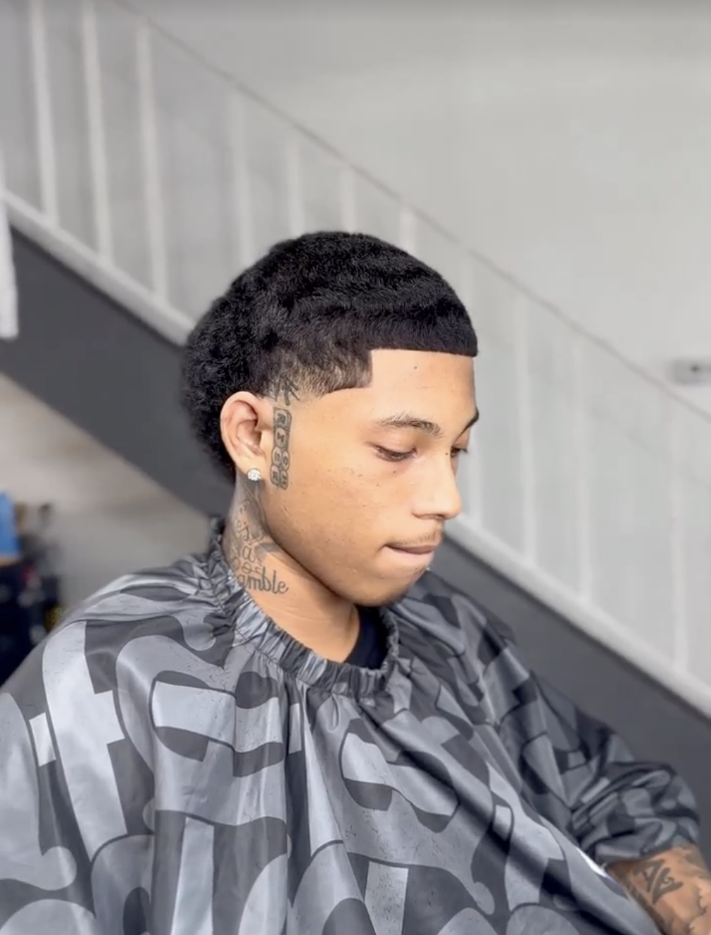 Sharp edge up with textured top